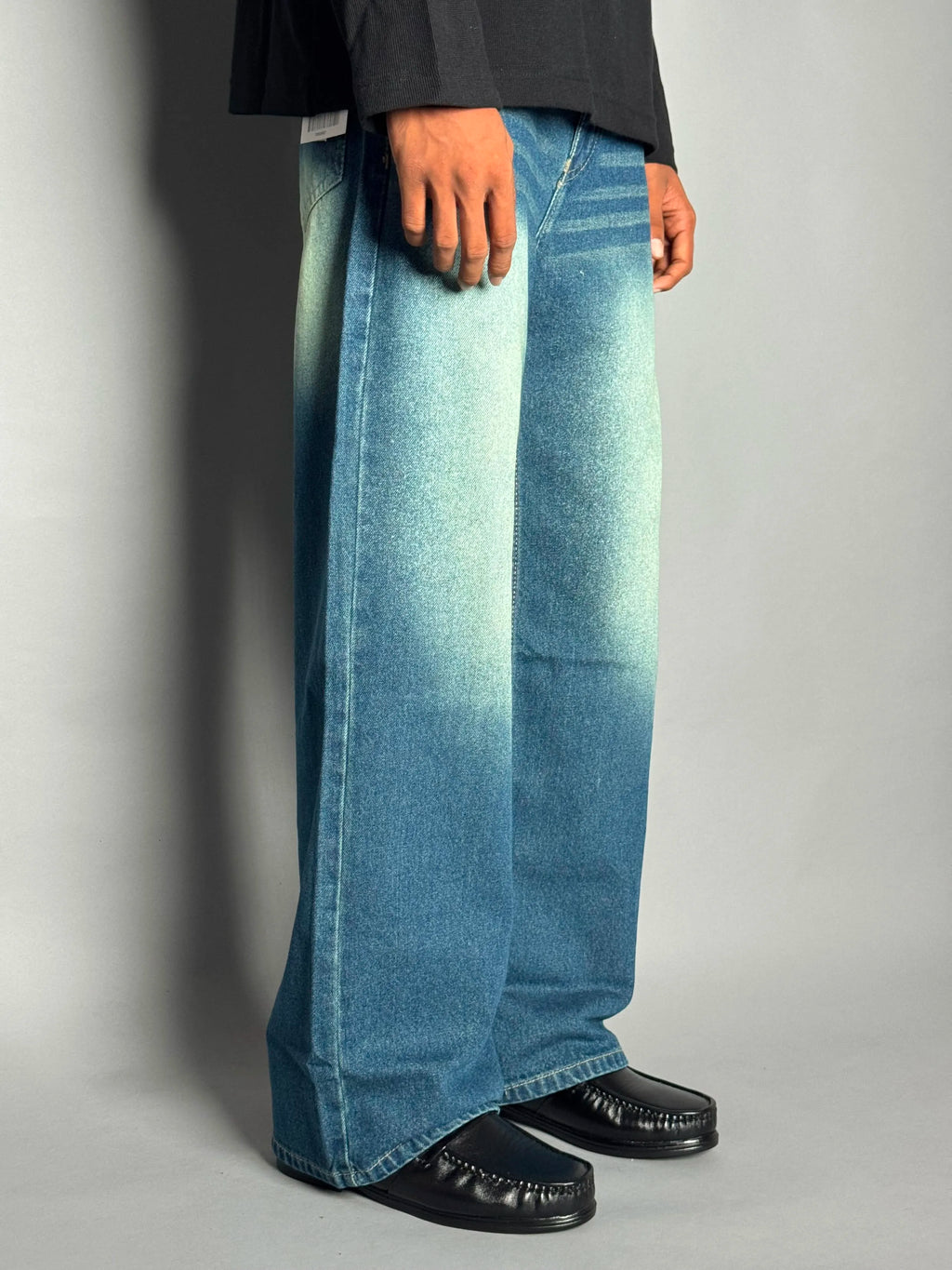 Medium Blue Wash