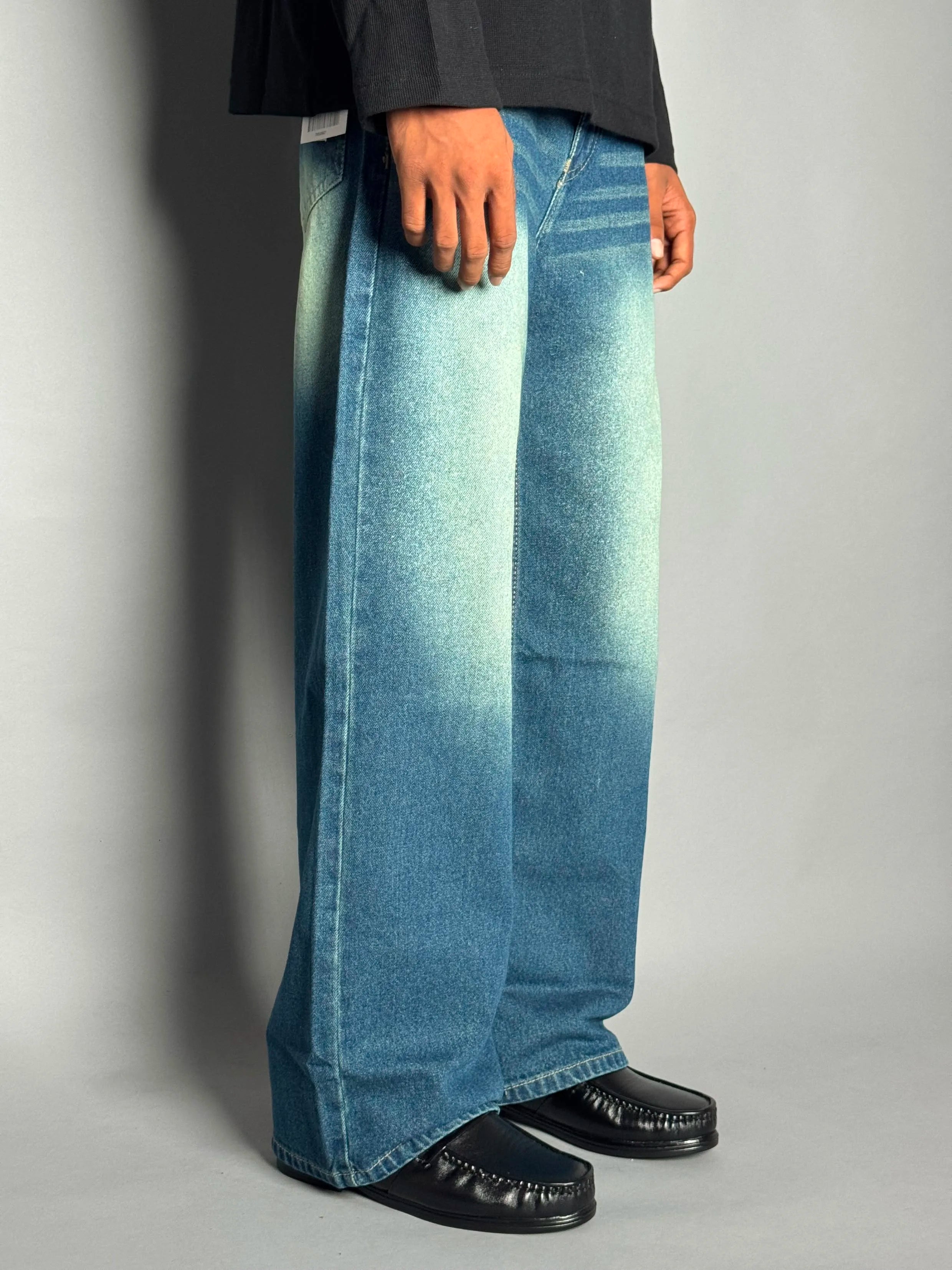 Medium Blue Wash