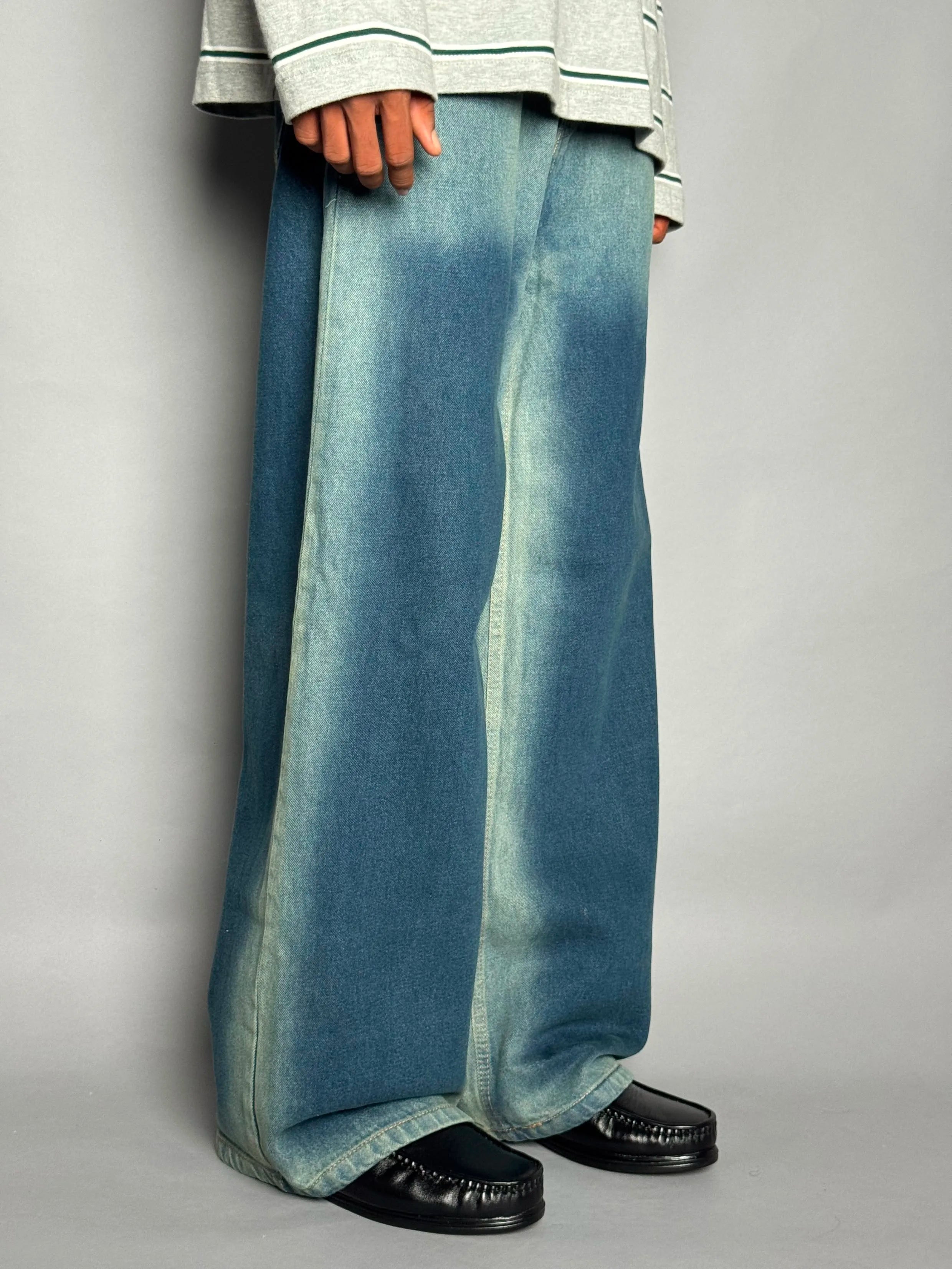 Vintage Ocean Blue Wash