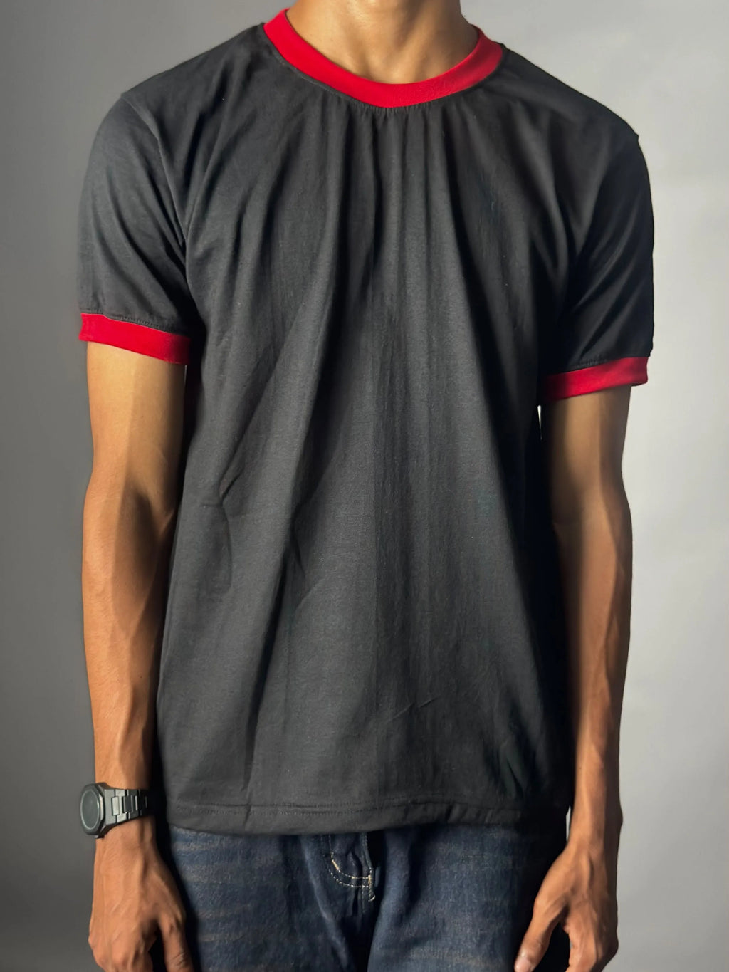 BLACK & RED RINGER